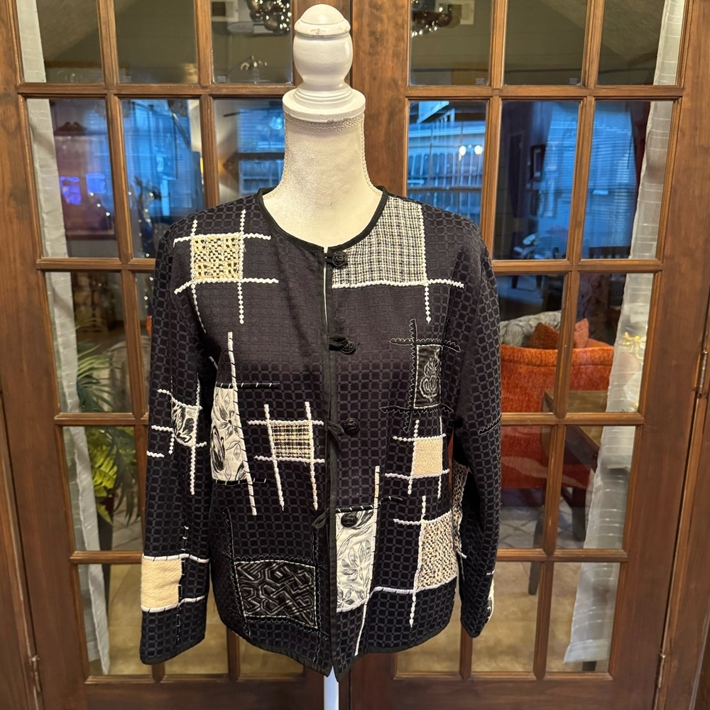 Allure Black Patchwork Floral Jacket S - image 2